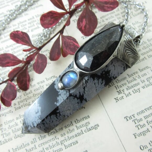 Callisto Jewelry Snowflake Obsidian Black Ruby & Moonstone Crystal Pendant - Picture 1 of 5